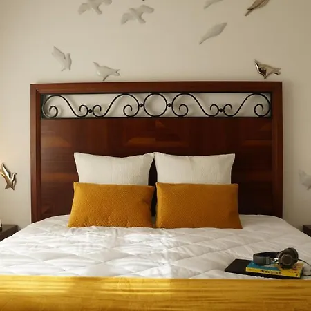 Forest Terrace De Mira